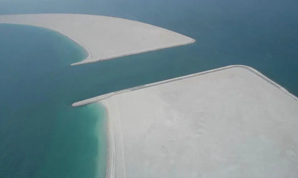 Palm Jebel Ali's crescent